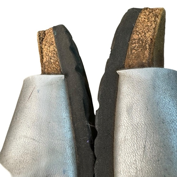 Women's Birkenstock Arizona Silver Birko-Flor Soft Footbed Size 37 Narrow US 6 - Picture 10 of 11